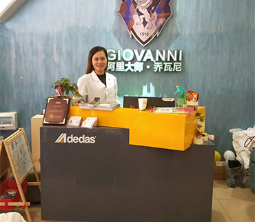 广西来宾365bet软件_365500_365bet进入官网大师艺术涂料代理商张总